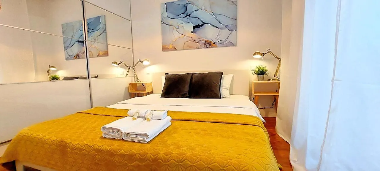 Hola Lisbon Suites 4*,  Portugalia